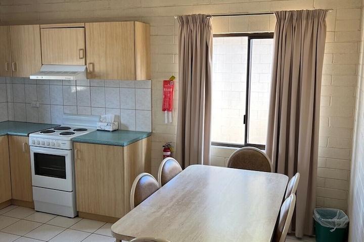 Pet Friendly Broken Hill Outback View Holiday Park