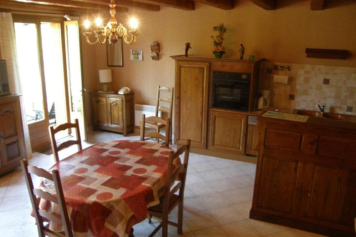 Pet Friendly House on the Banks of the Tarn in Ste-Enimie