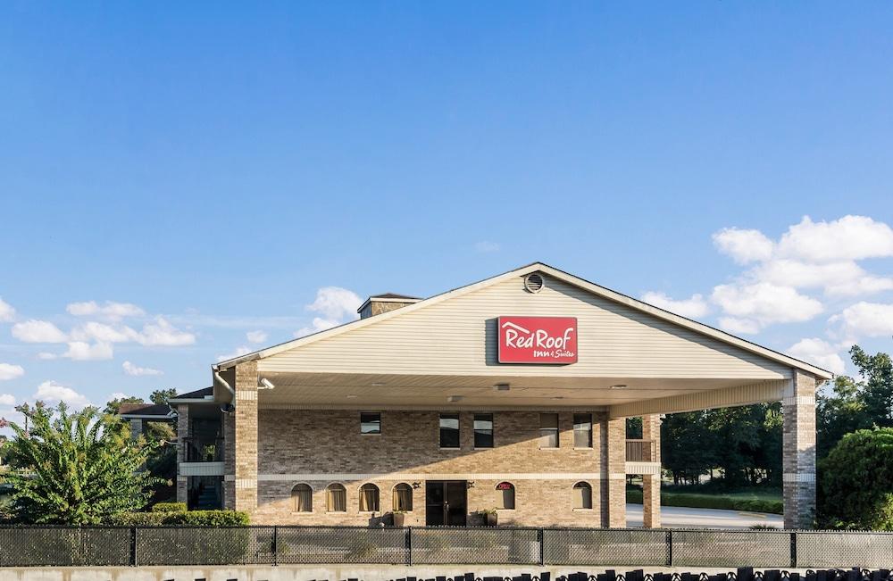 Pet Friendly Red Roof Inn Conroe North - Willis