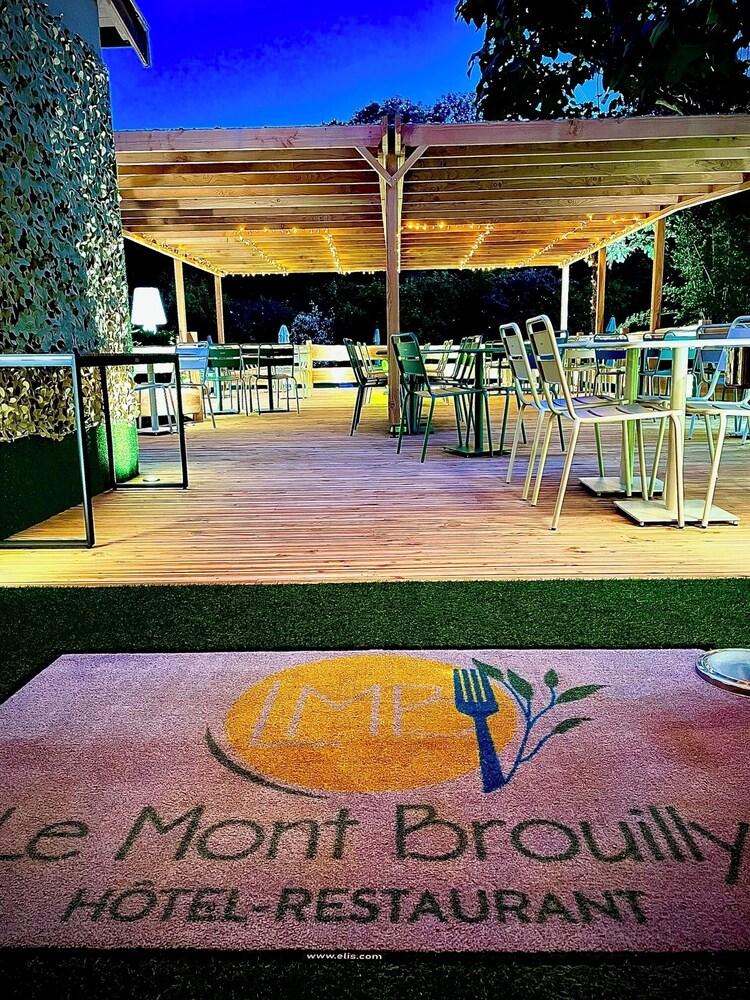Pet Friendly Hôtel Restaurant Le Mont Brouilly