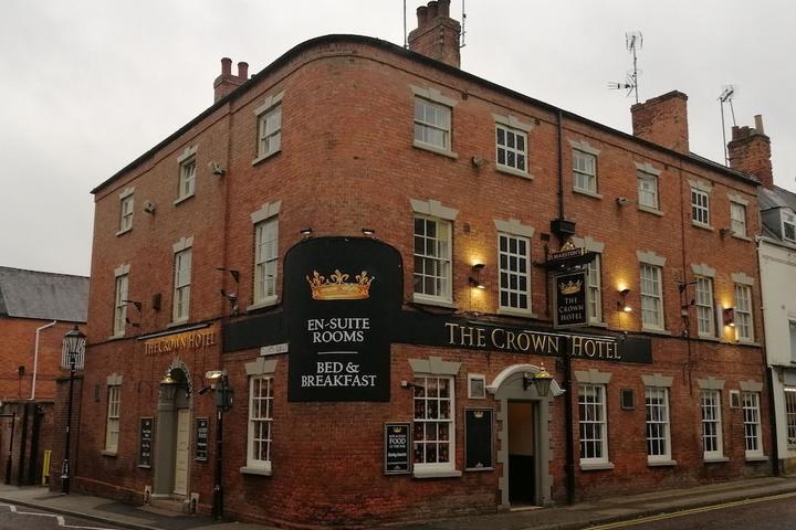 Pet Friendly The Crown Hotel