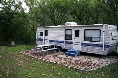 Pet Friendly Stonefort Campground