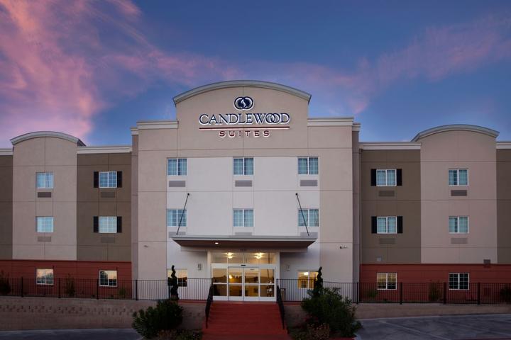 Pet Friendly Candlewood Suites - Temple Medical Center an IHG Hotel
