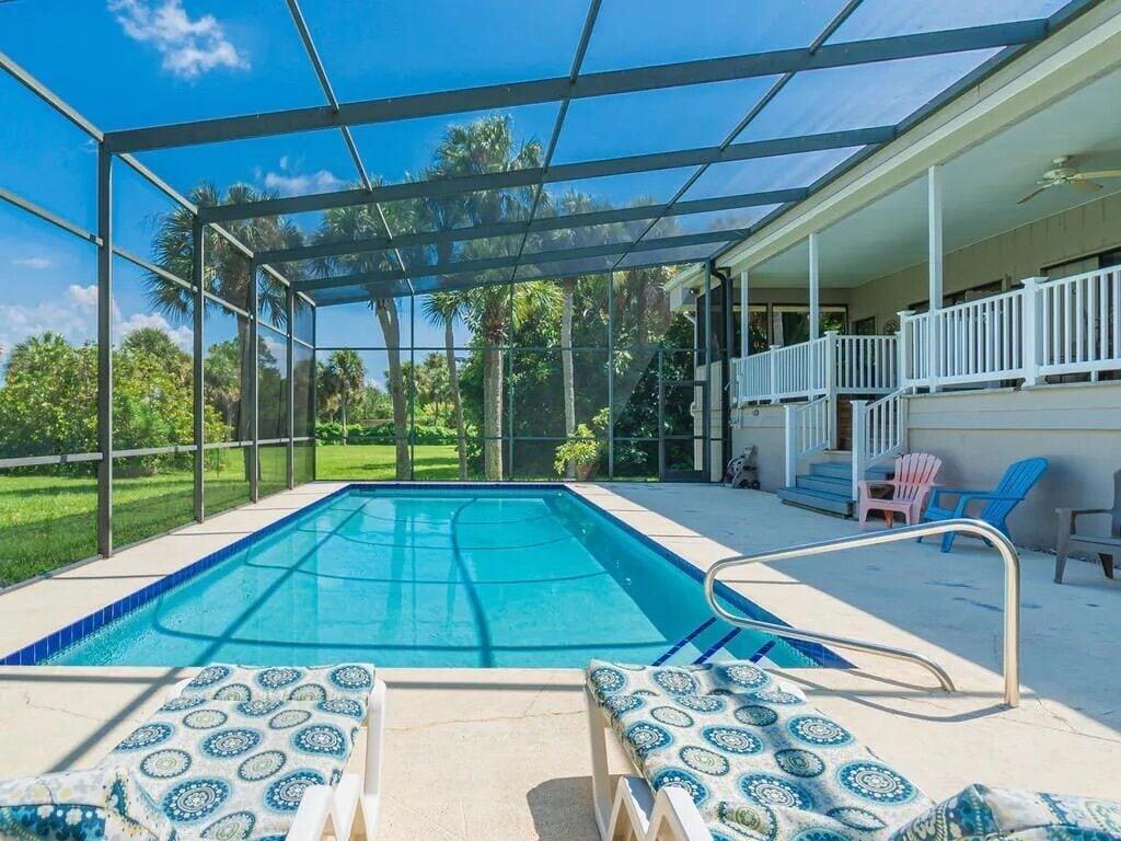 3/2 Casey Key Tropical Oasis Pet Policy