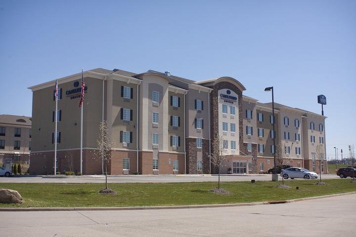 Pet Friendly Candlewood Suites Youngstown W I-80 Niles Area an IHG Hotel