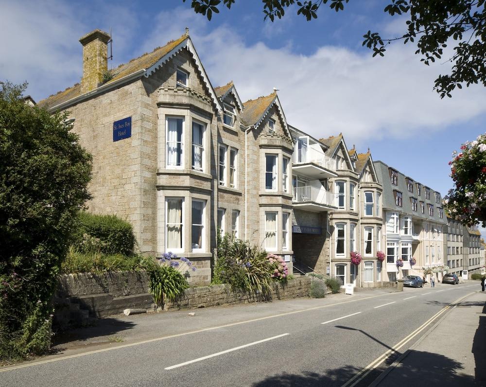 Pet Friendly The St Ives Bay Hotel