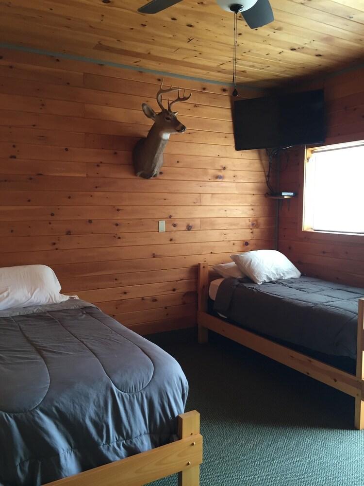 Beautiful Cabins Located in Downtown Milo Pet Policy
