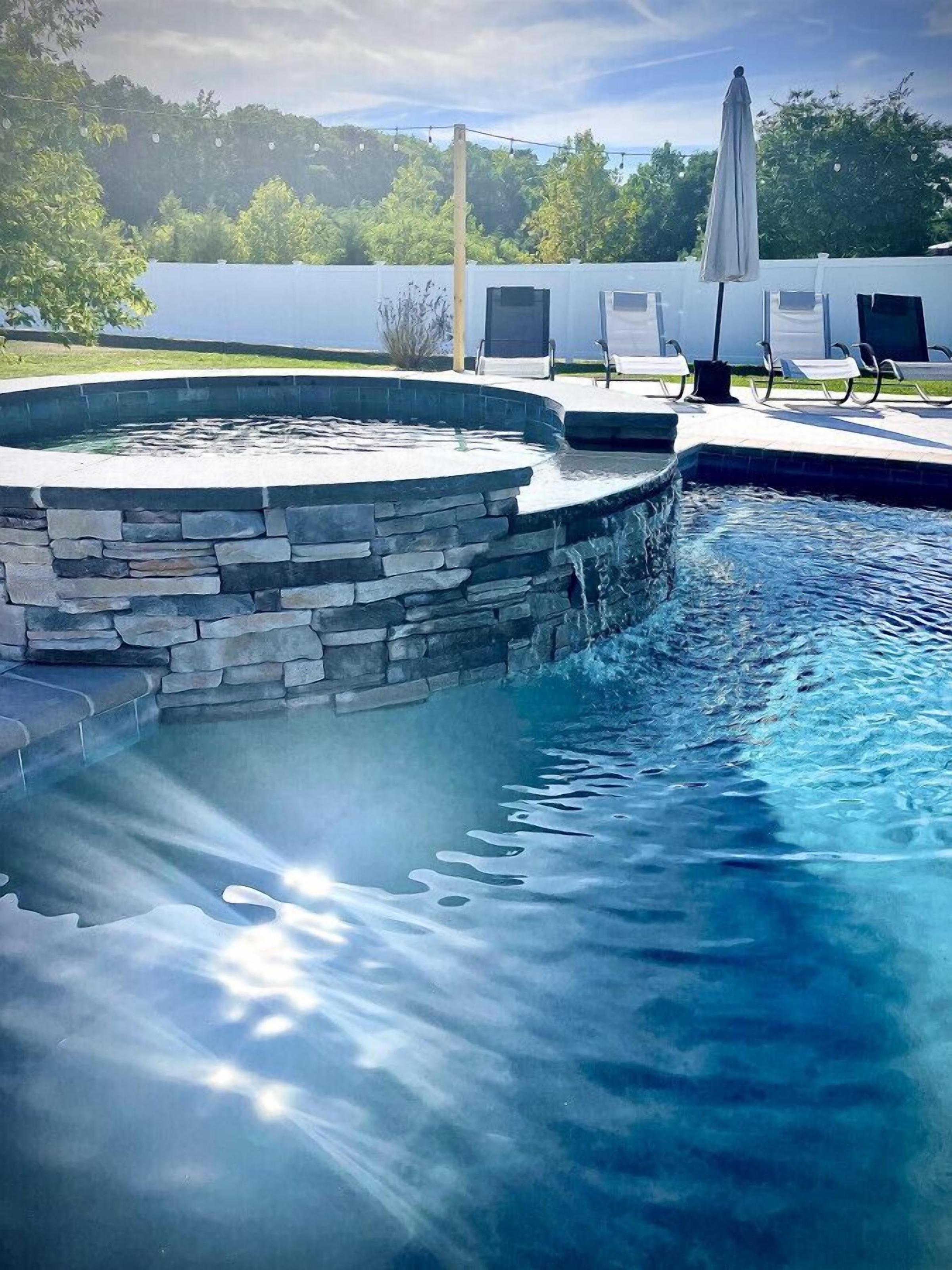 Pet Friendly Spacious Private Resort