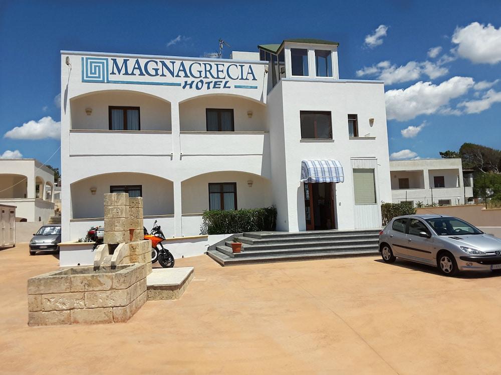 Pet Friendly Hotel Magna Grecia
