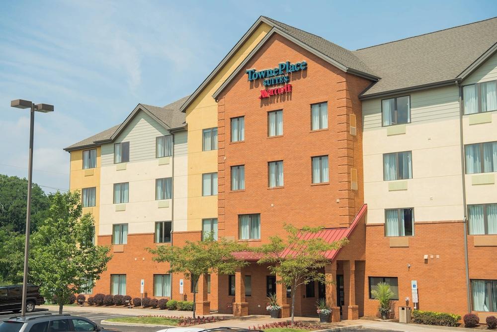 Pet Friendly TownePlace Suites by Marriott Erie