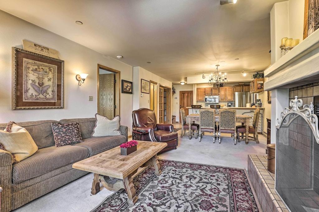 Skiin/SkiOut Beaver Creek Condo With View Pet Policy