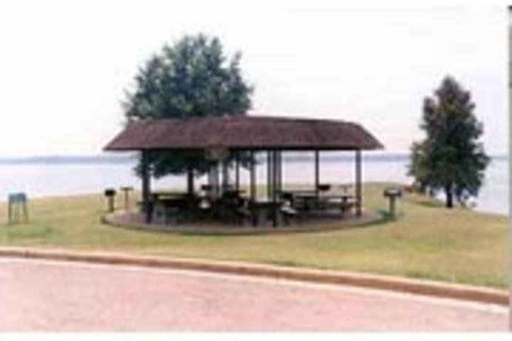 Pet Friendly Chickasaw Hill Campground