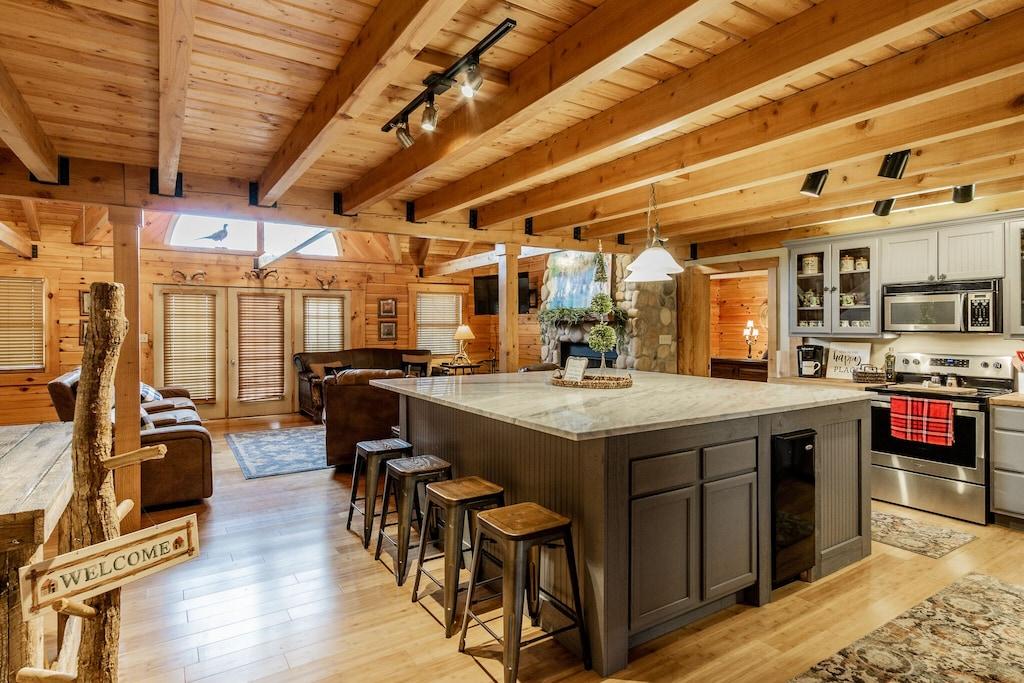 The Lodge at Hamilton Pet Policy