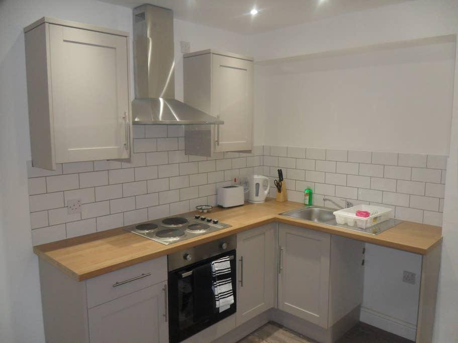 Pet Friendly Leicester Airbnb Rentals