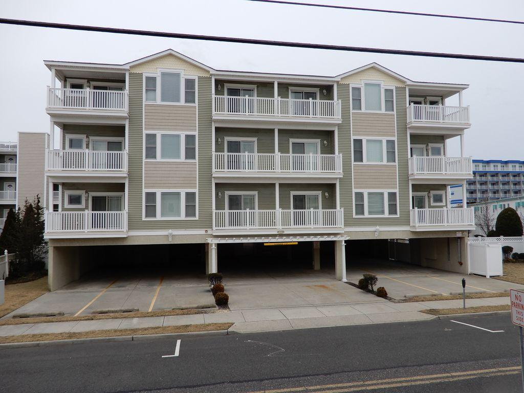 411 E Buttercup Road 301 Wwc Pet Policy