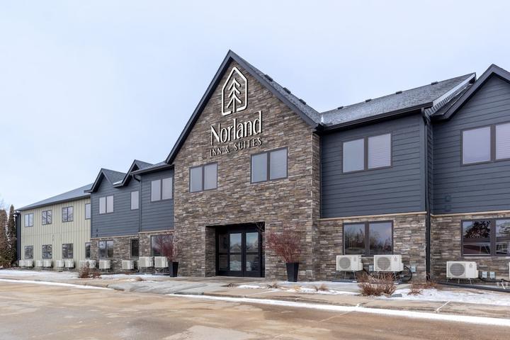 Pet Friendly North Country Inn and Suites