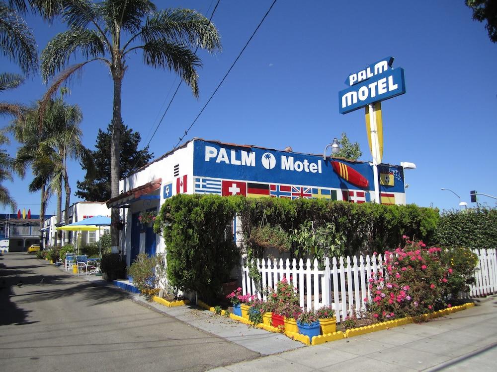 Pet Friendly Palm Motel
