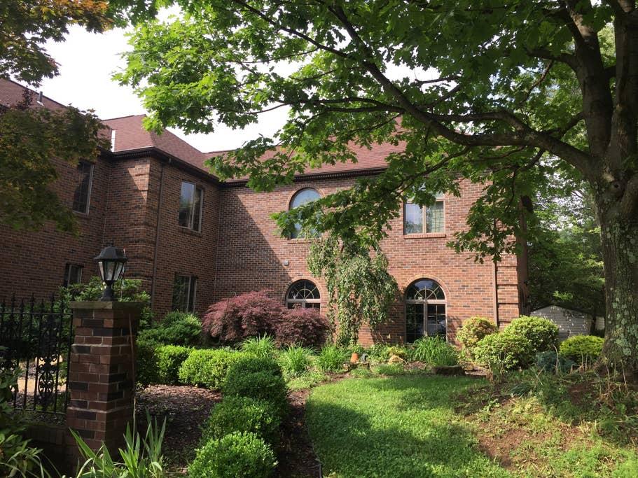 Natrona Heights Airbnb Rentals Pet Policy