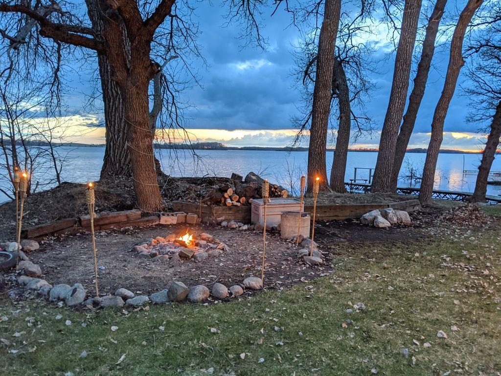 Buffalo Bungalow Pet Policy