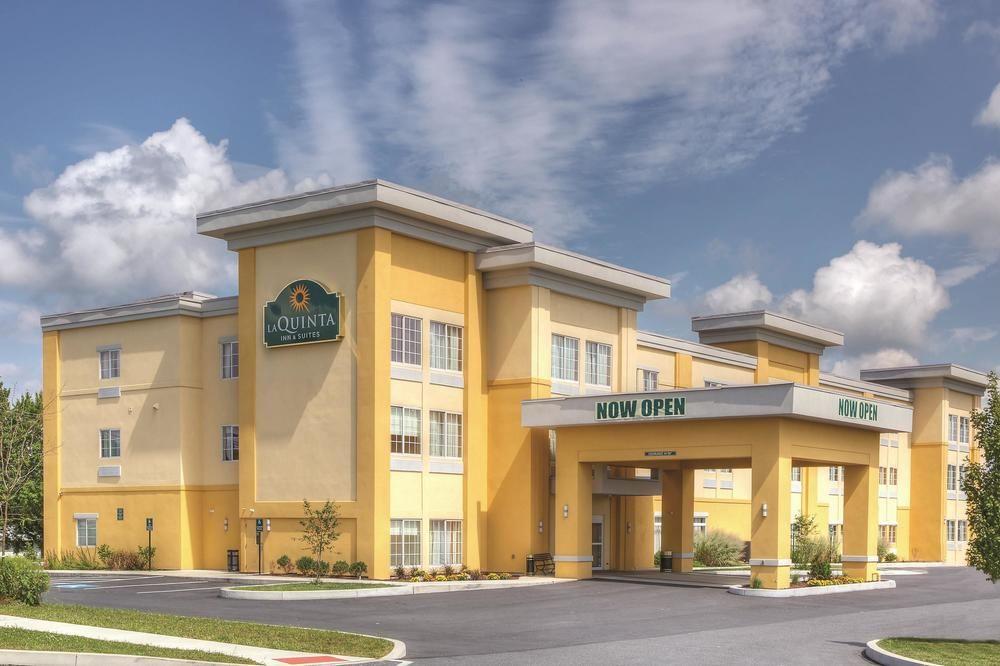 La Quinta Inn Suites Harrisburg Hershey Pet Policy - 