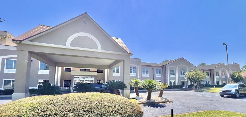 Pet Friendly Red Roof Inn & Suites Albany GA