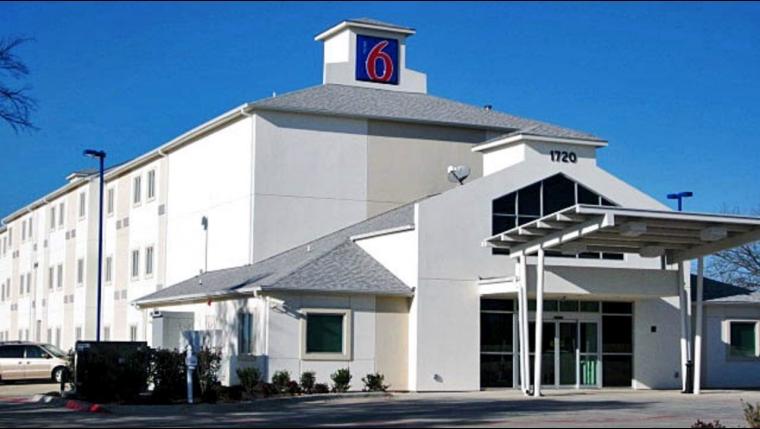 Motel 6 Cleburne Pet Policy