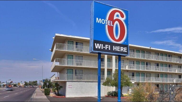 Pet Friendly Hotels In Phoenix Az Bringfido