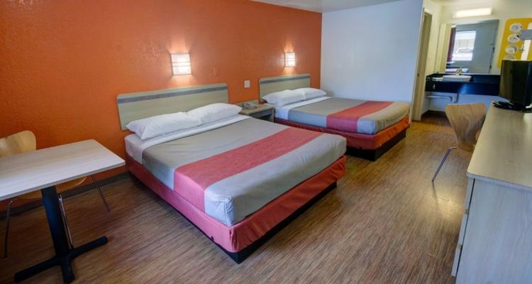 Rodeway Inn Cross Lanes Pet Policy