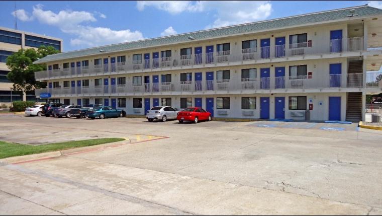 Motel 6 Dallas Garland Pet Policy