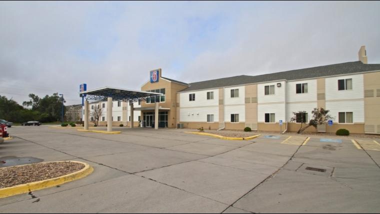 Motel 6 Kearney Pet Policy