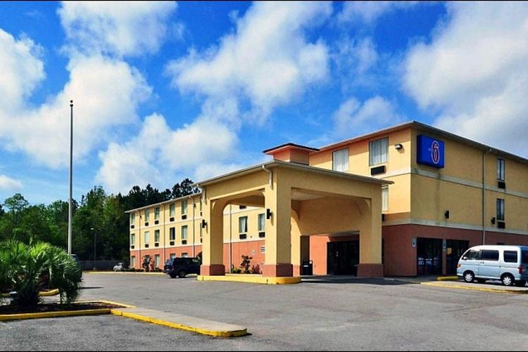 Motel 6 Ocean Springs Pet Policy