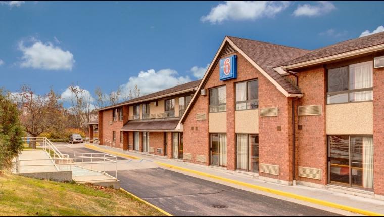 Pet Friendly Hotels in Lewiston, ME BringFido