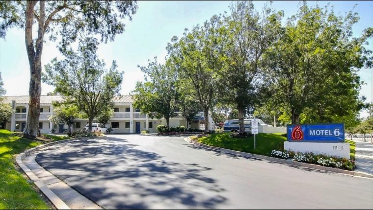 Pet Friendly Motel 6 Thousand Oaks South