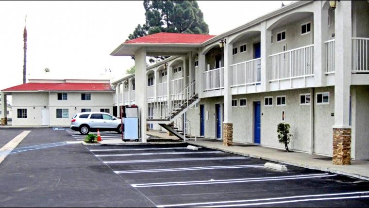 Pet Friendly Hotels In Anaheim Ca Bringfido