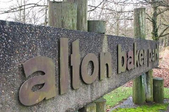 Pet Friendly Dog Park at Alton Baker Park