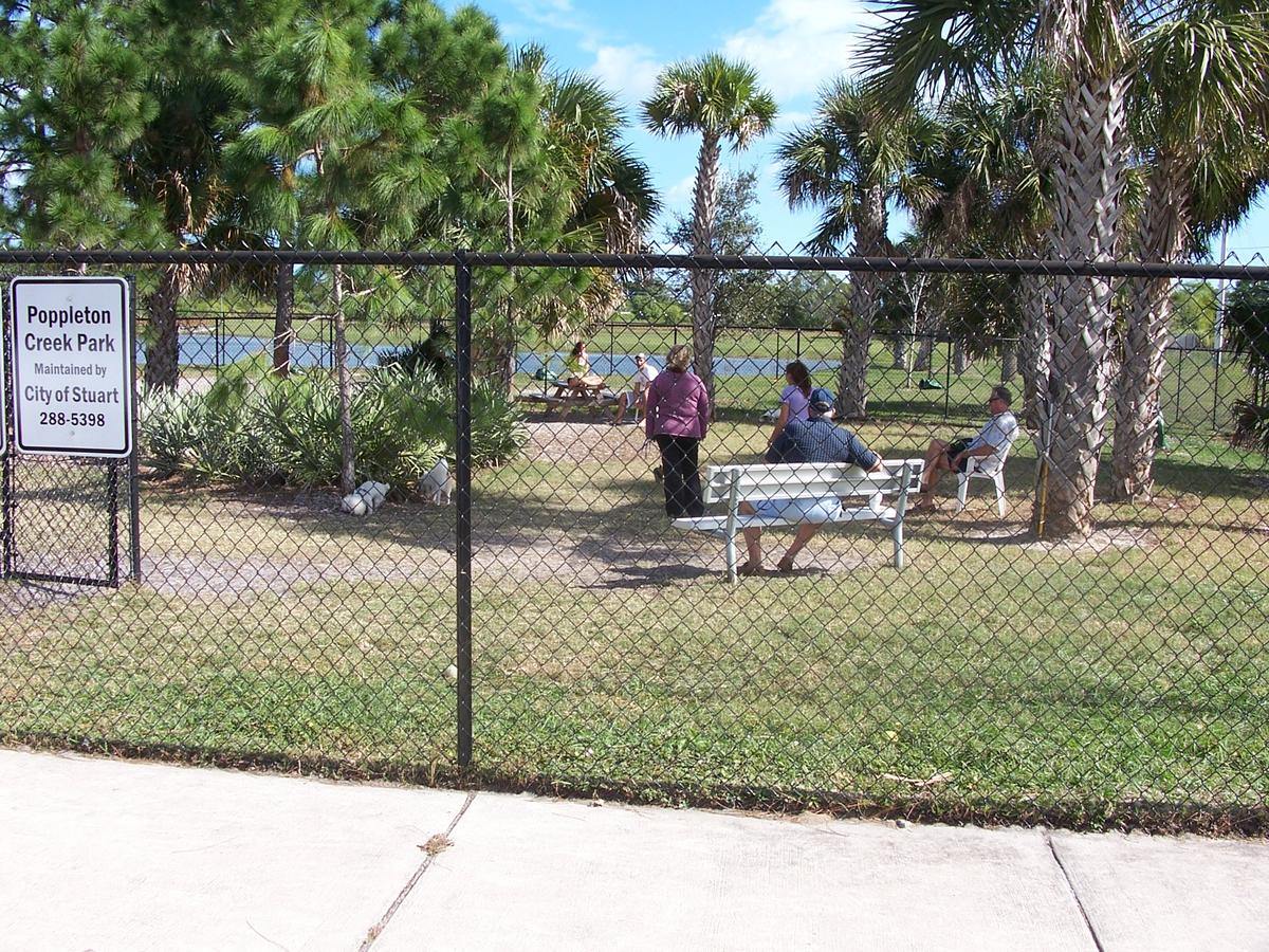 Poppleton Creek Dog Park