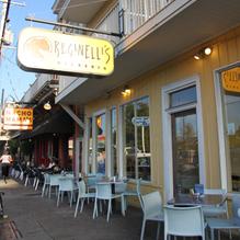 Reginelli's Pizzeria restaurant view 2