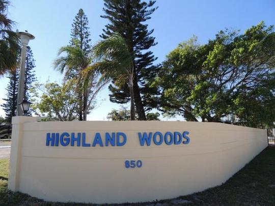 Pet Friendly Highland Wood RV Resort