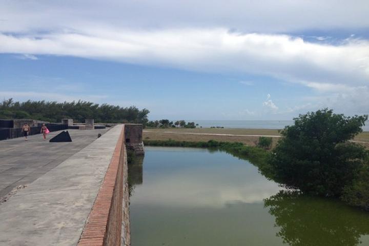 Pet Friendly Fort Zachary Taylor State Park