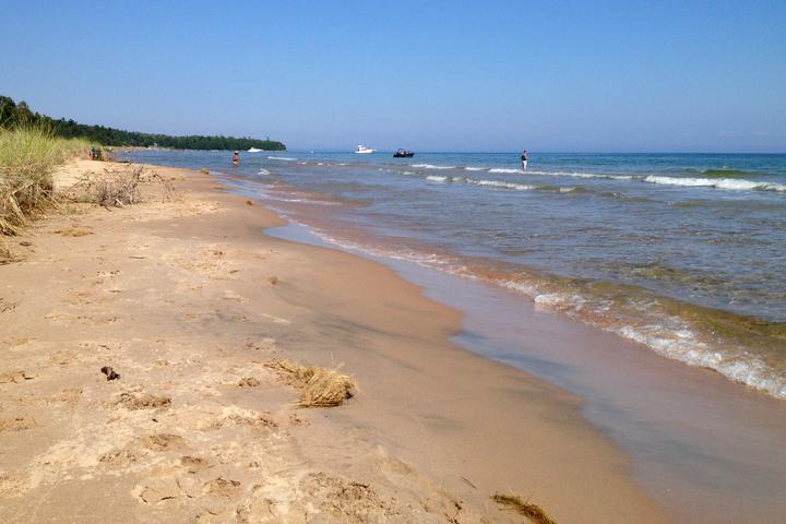Pet Friendly Whitefish Dunes State Park