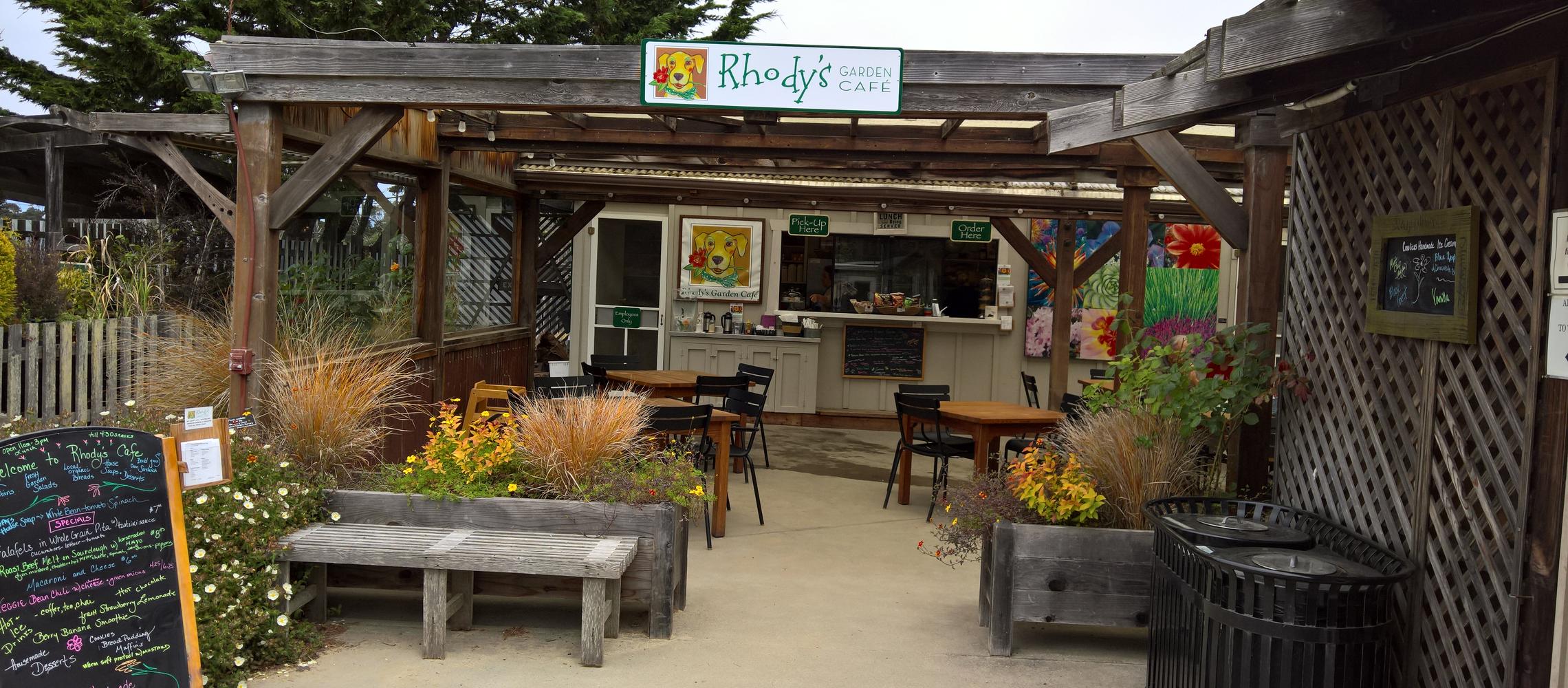 A nice place to have lunch. A nice place to have lunch.