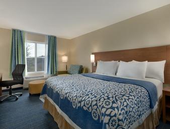 Days Inn & Suites Altoona