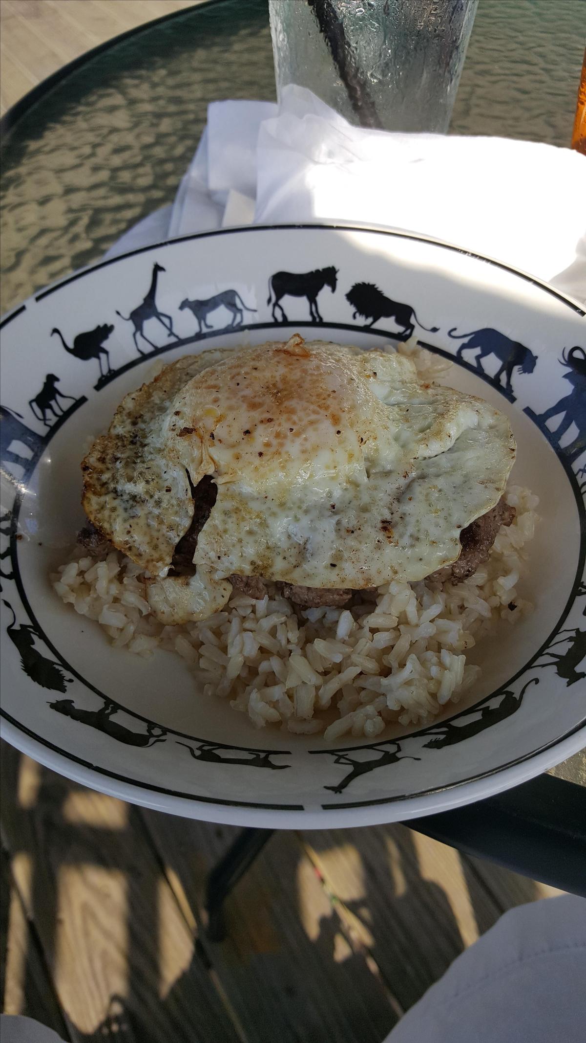 South Beach Takeout, Catering, and Delivery restaurant view 3