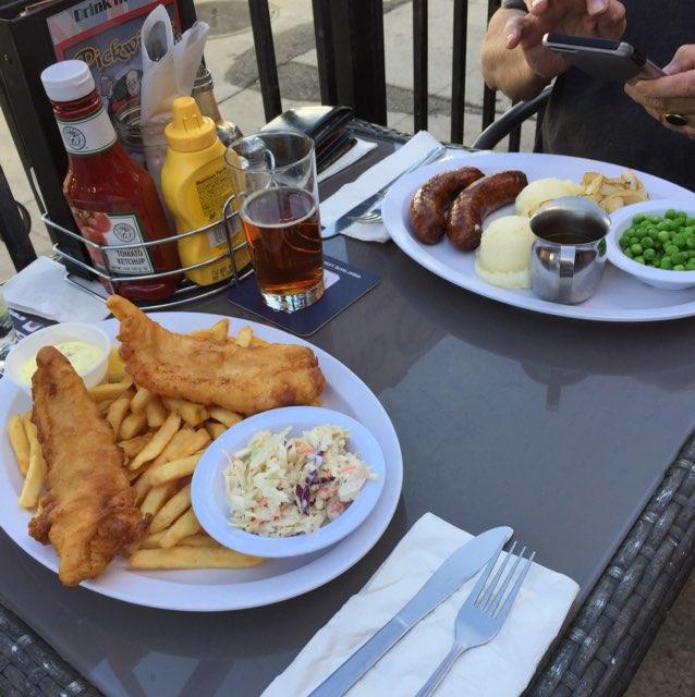 Pickwick's Pub restaurant view 3