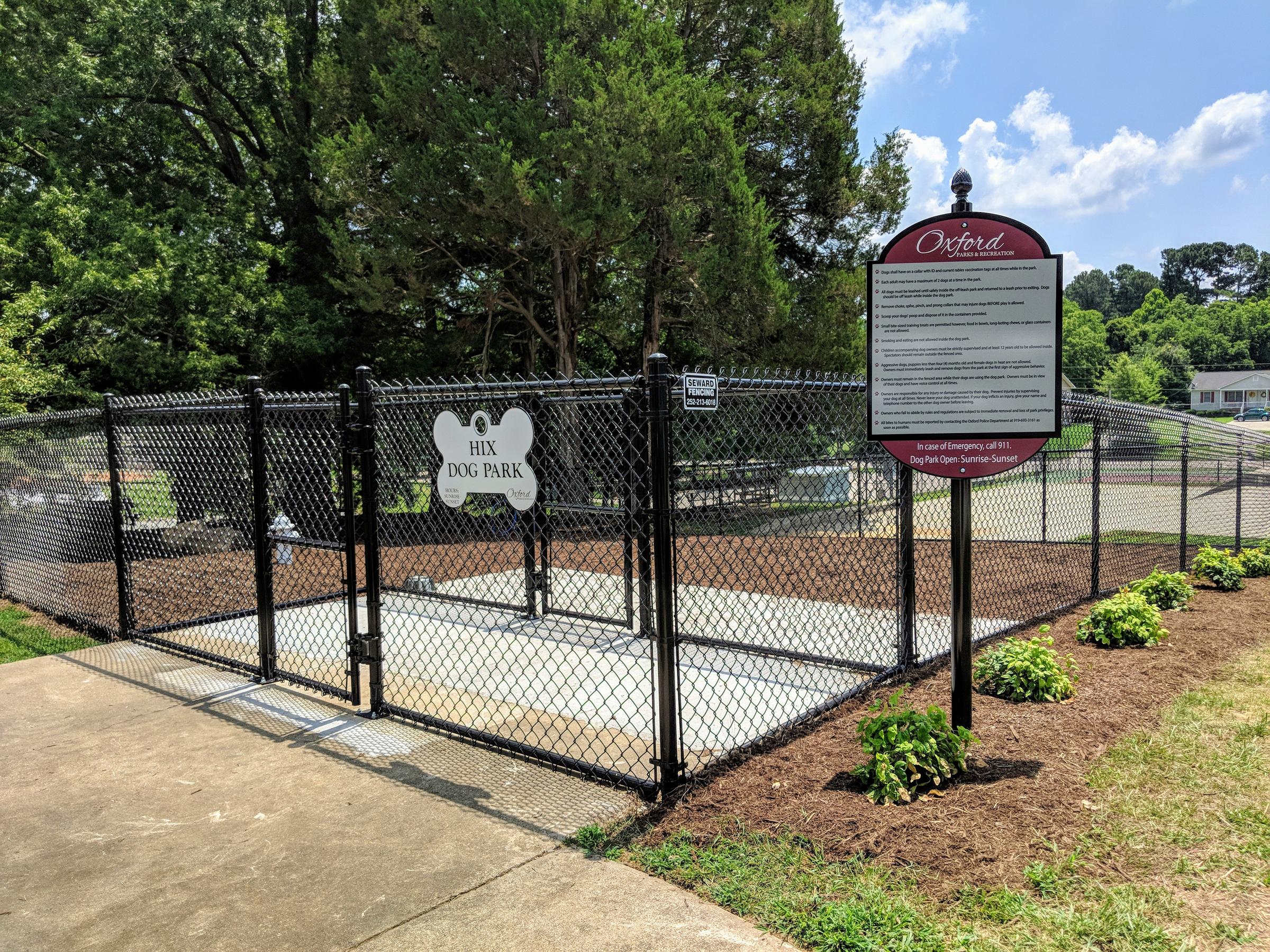Pet Friendly Dog Park at Hix Recreation Park