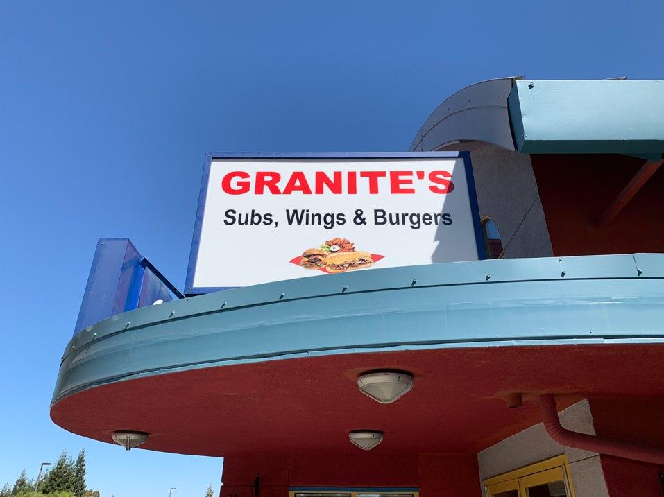 Granite's Famous Cheesesteaks & Wings restaurant view 4