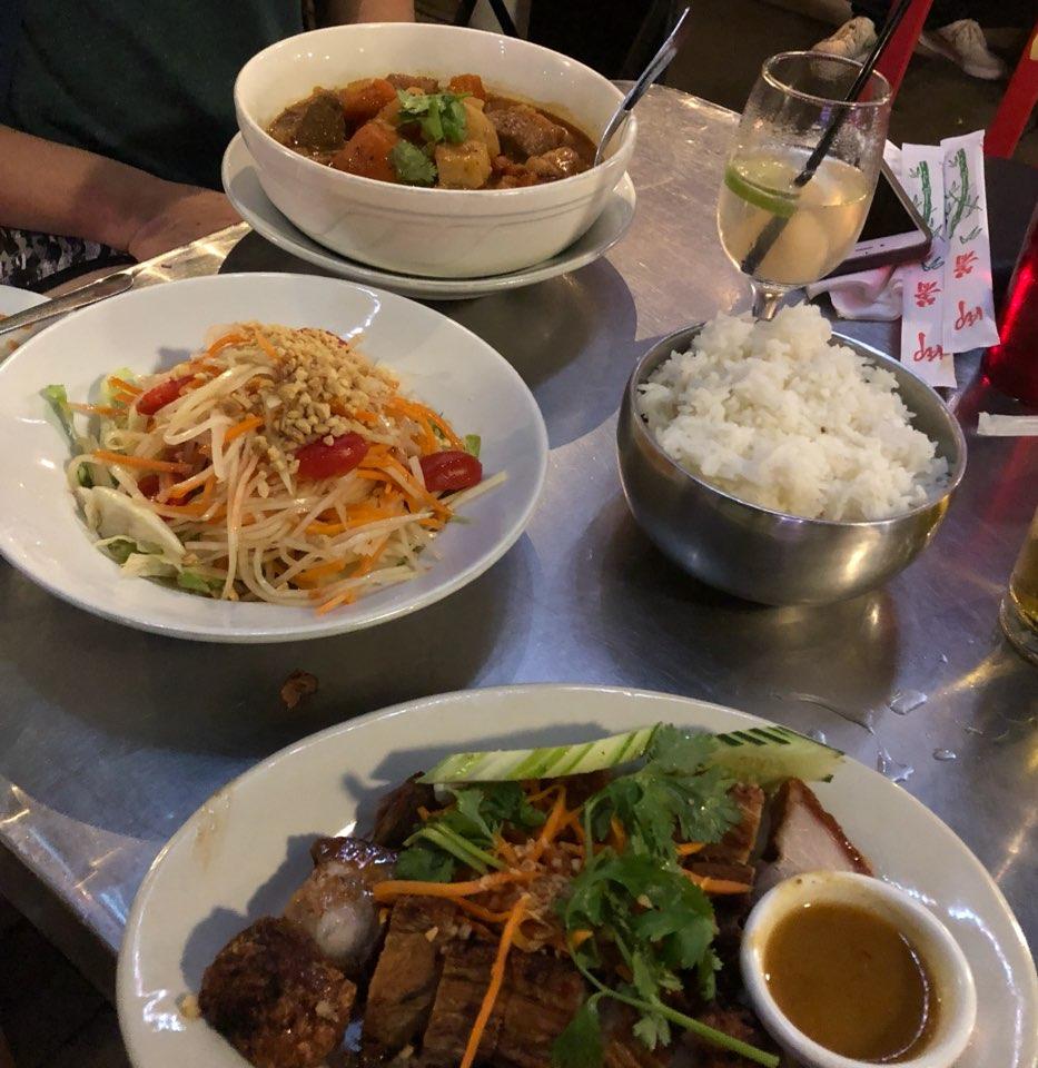 Flying Monk Noodle Bar restaurant view 2