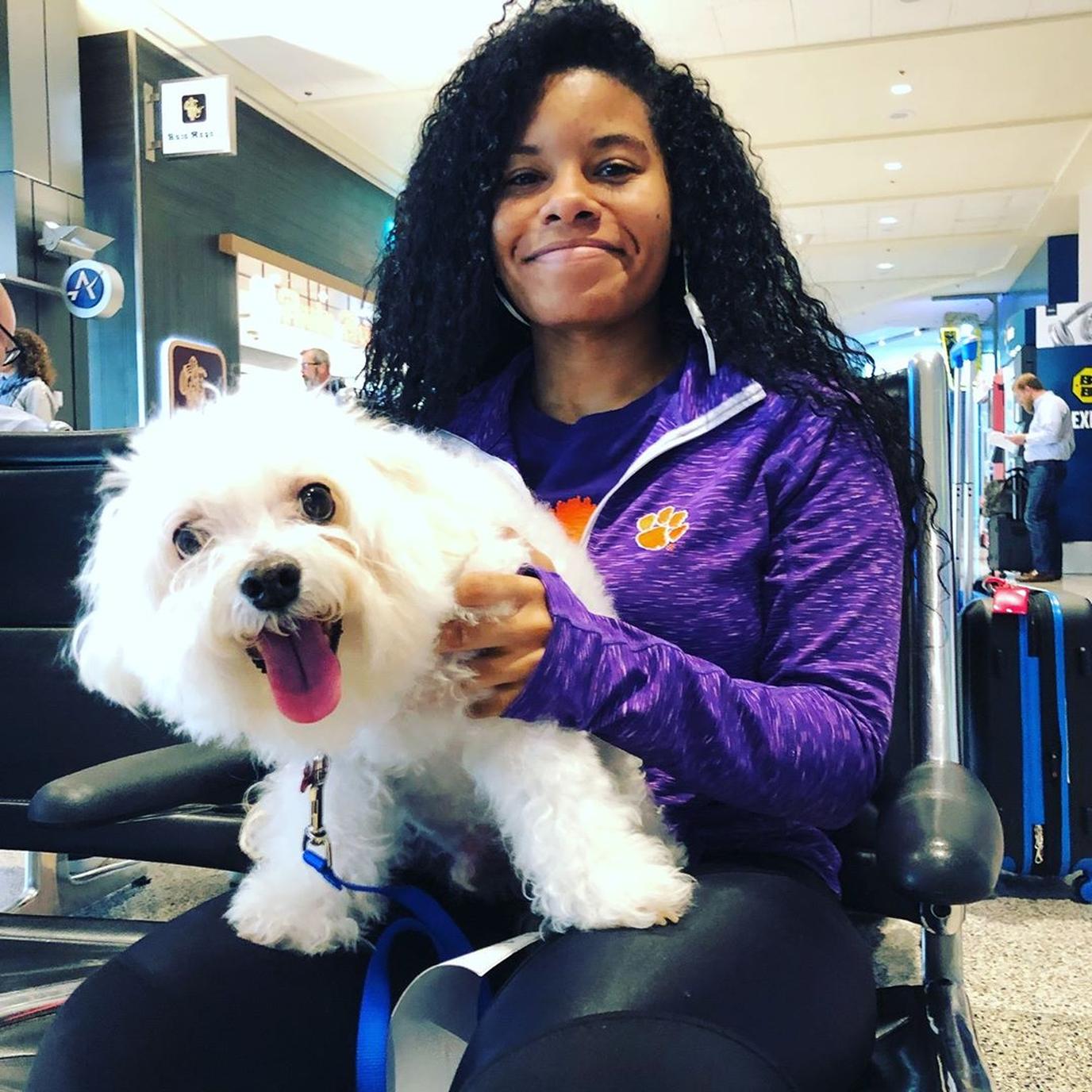 AUS is a dog-friendly airport with its own Dog Walk. Austin-Bergstrom International is a pet-friendly airport with a nice Dog Walk for Fido.