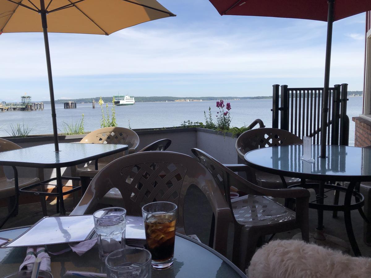 The Bayview restaurant view 5
