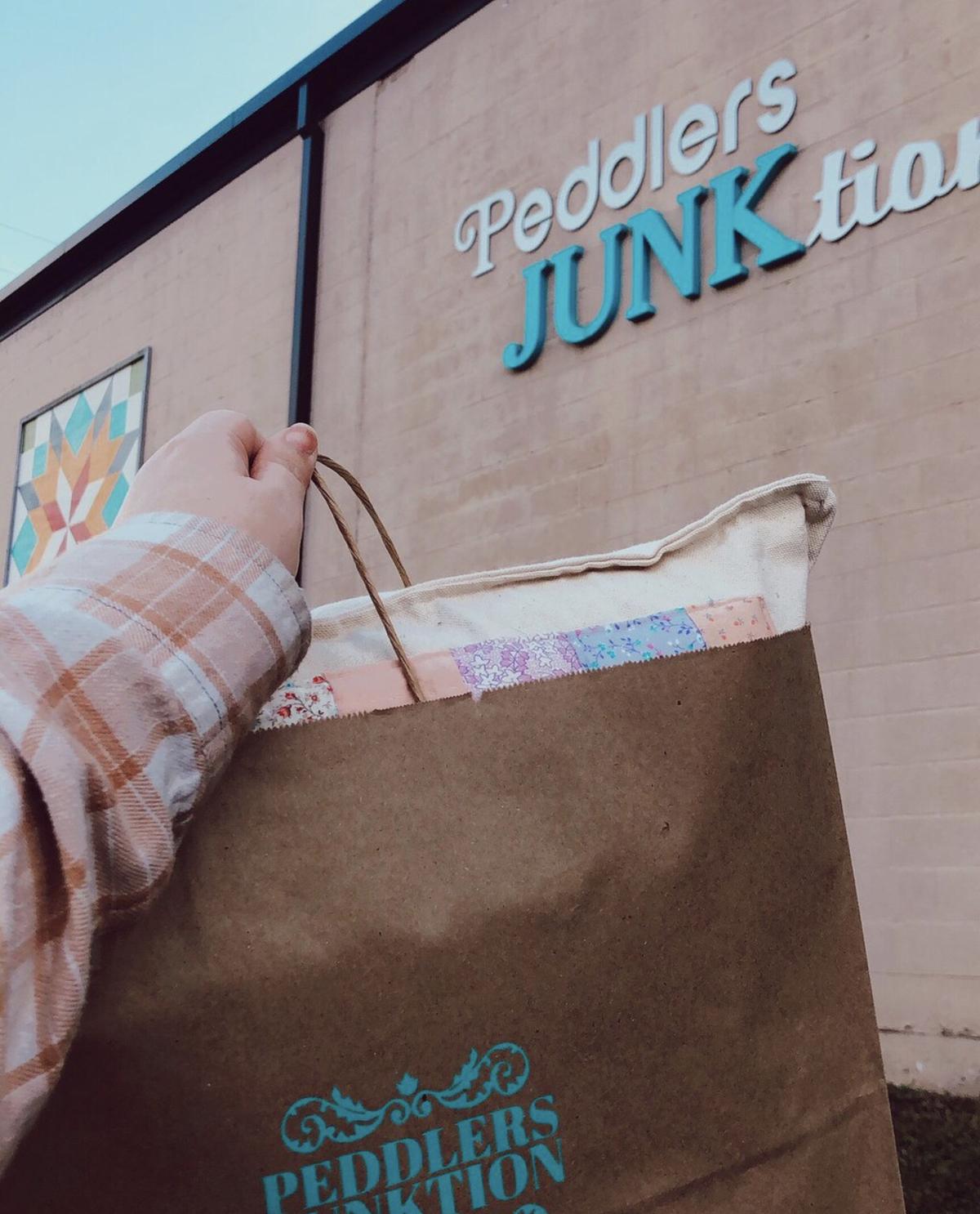 Shopping At Peddlers Junktion